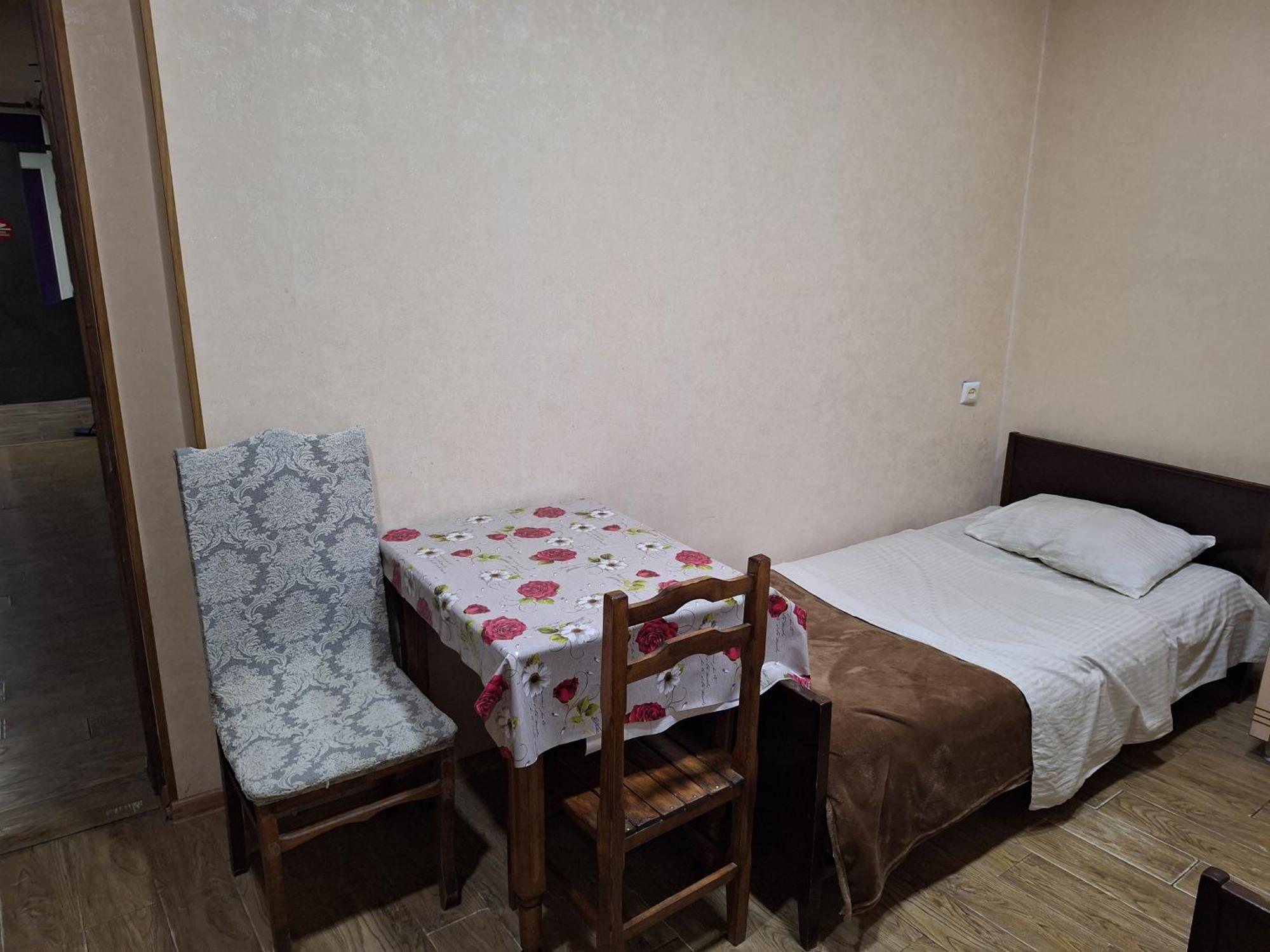 Guest House 15A Kutaisi Exterior photo