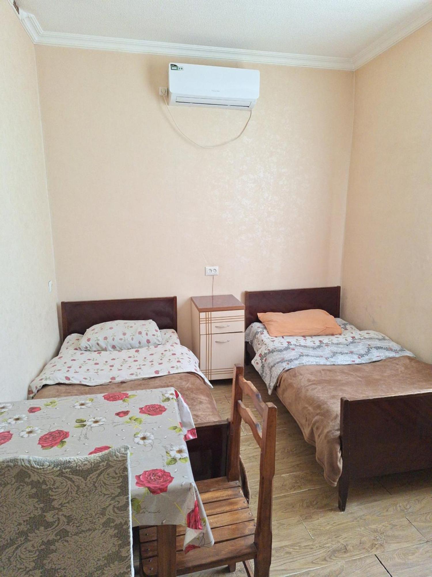 Guest House 15A Kutaisi Exterior photo
