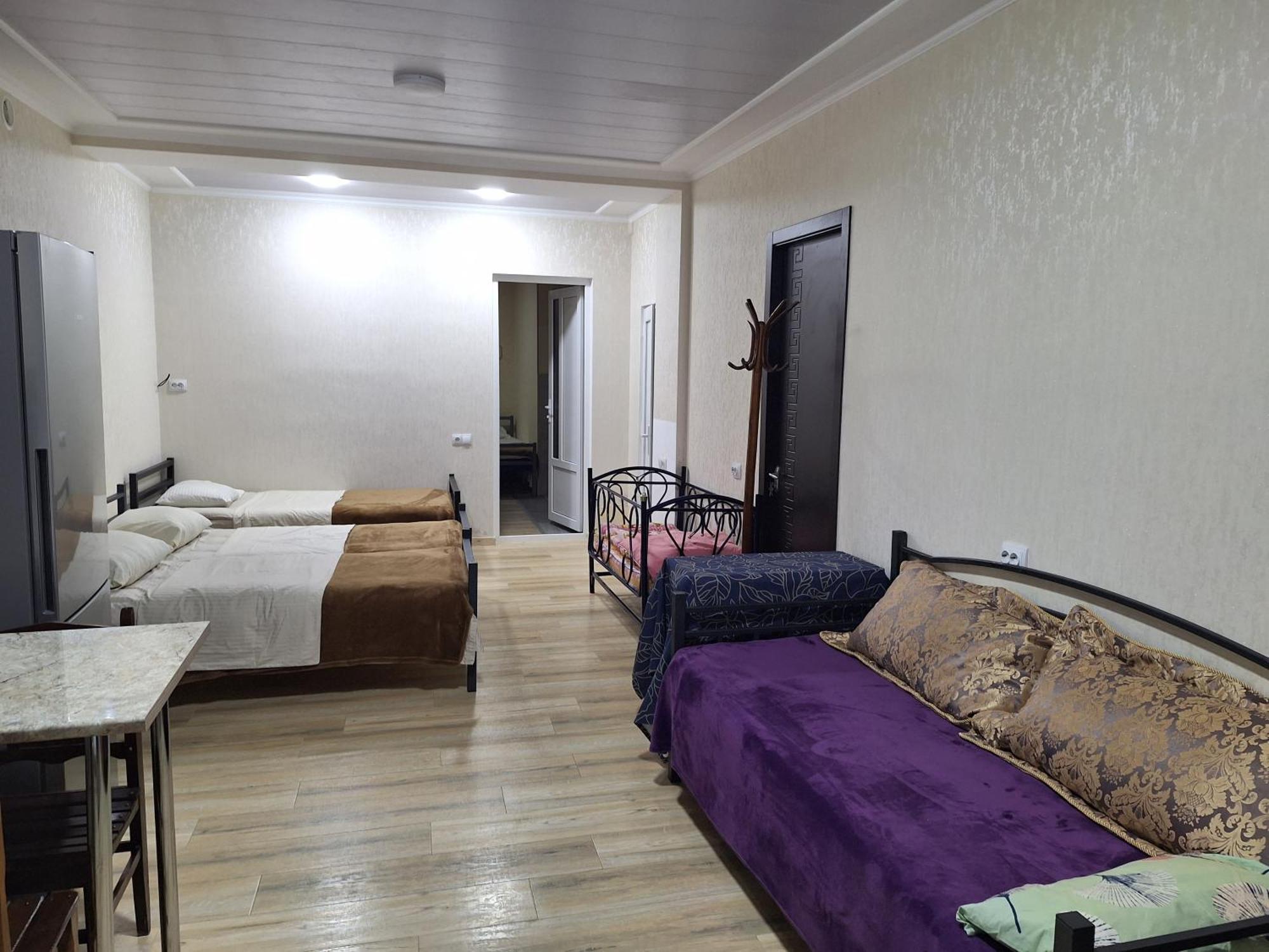 Guest House 15A Kutaisi Exterior photo